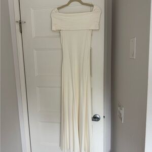 Elegant Off-Shoulder Cream Dress